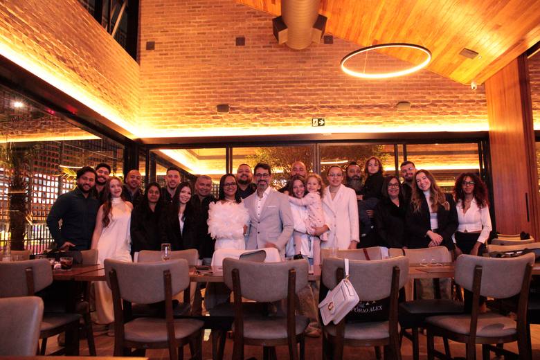 Time da Tecbas reunido no fim do jantar