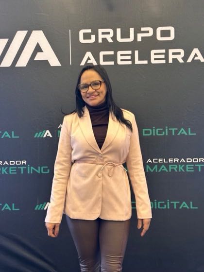 Diretora da Tecbas no evento do Grupo Acelerador